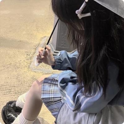 带着魔术盒的男人